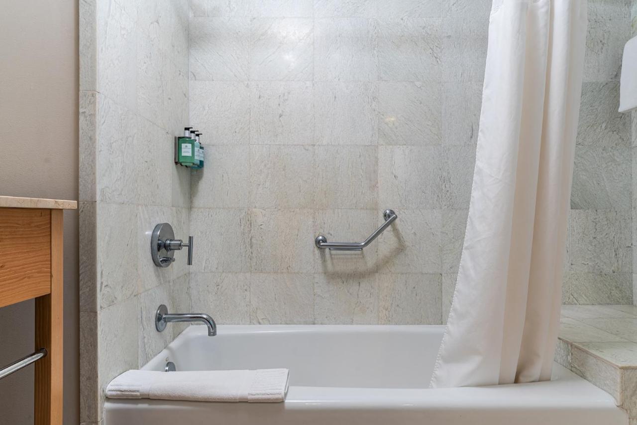 Ferienwohnung Sunny Isles 1Bdr Sea View And Pool Miami Beach Exterior foto
